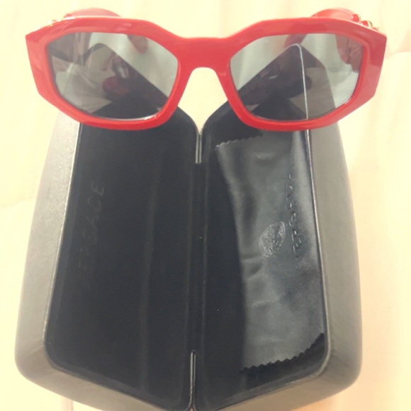 VERSACE SUNGLASSES - Picture 4 of 5